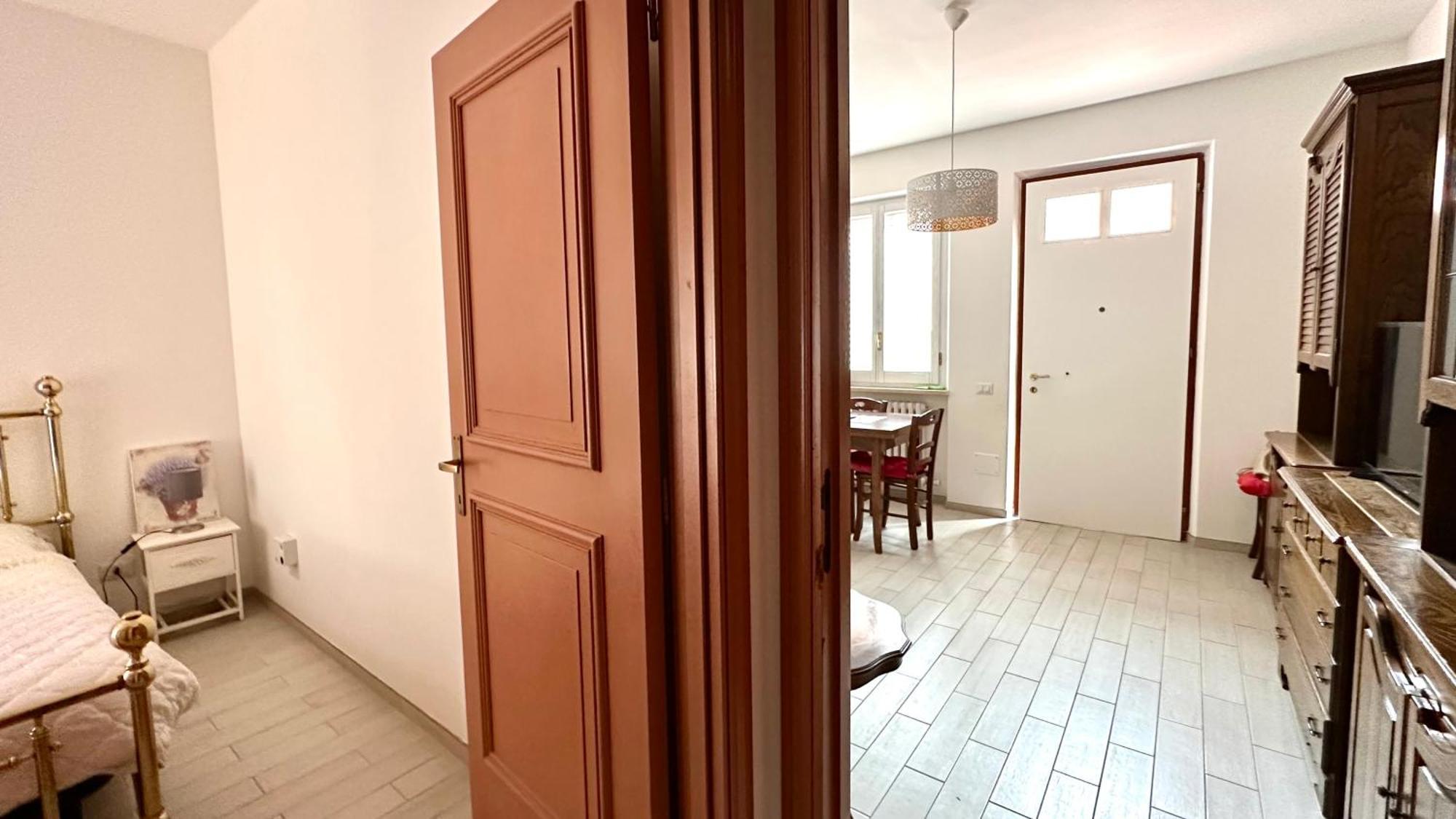 Appartamento N80 - Numana, bilocale con terrazzo in centro Sirolo Esterno foto